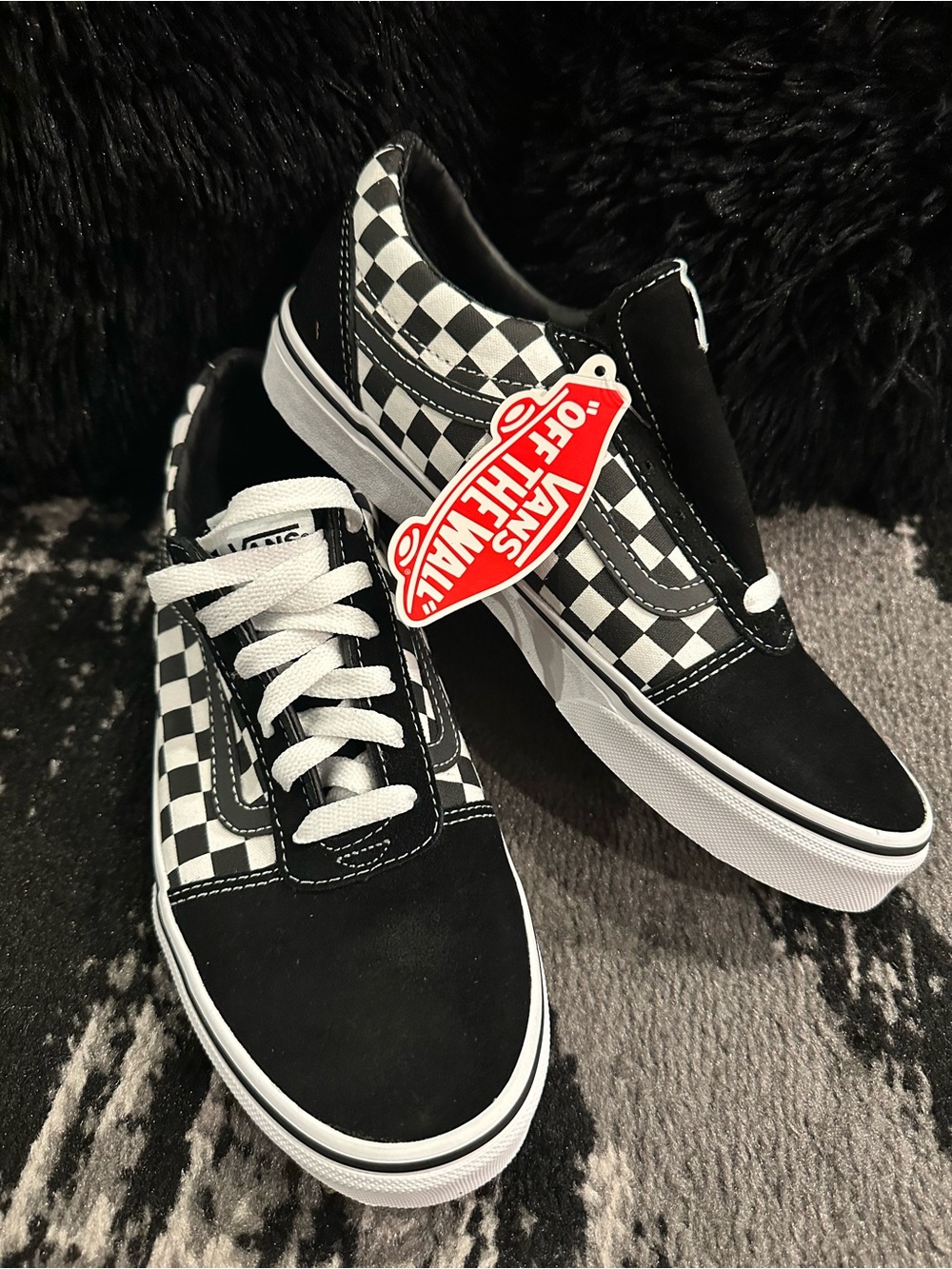 Vans Checkerboard Low-Top Sneakers - Black & White